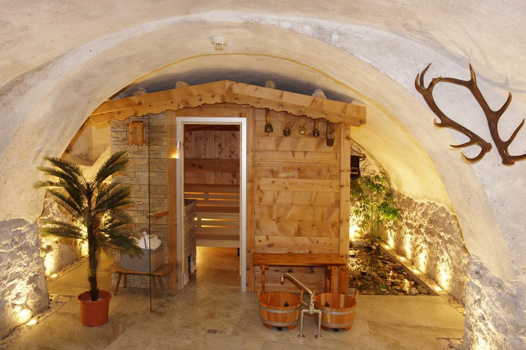 Hotel Crusch Alba Santa Maria Val Muestair Exterior foto